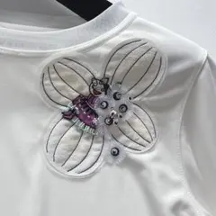 【美品】アルベロベロ　フラワーモチーフ 長袖カットソー　ブタさん　ビジュー　装飾のサムネイル