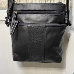 浅草 前川印傳 ショルダーバッグ 黒 蝶 印伝 - メルカリ
