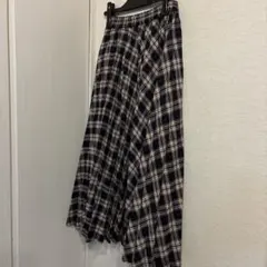 コルザ　プリーツ　ロングスカートのサムネイル