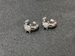セリーヌ　トリオンフモチーフ　シルバーピアス　ノベルティのサムネイル