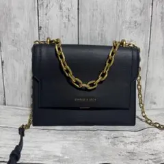Charles & keith ショルダーバッグ