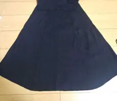 Mila Qwenブラック ひざ丈,スカート