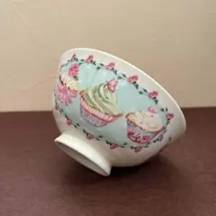 Summer River サマーリバー 陶器　飯碗　カップケーキ柄のサムネイル