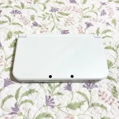 【美品】Newニンテンドー3DSLL パールホワイト　IPS液晶