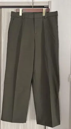 ユニクロ　コットンタックワイドパンツ　XL 股下70cm 新品