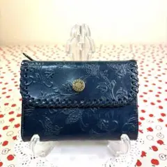 ANNA SUI 蝶の装飾 三つ折り財布　週末のみ値下げ中！ ANNA SUI アナスイ 財布 三つ折財布 レディース ピンク ウォールデコ