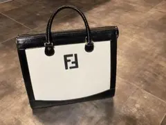 OLD FENDIのサムネイル