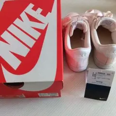 NIKE ウィメンズ コート レガシー ピンク 　23.5センチ