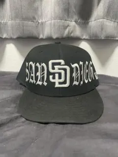 New Era サンディエゴ・パドレスキャップ 黒&neweraハンガー