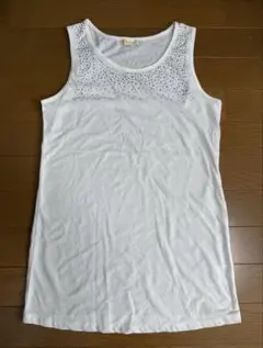 HusHusH ストーン付きタンクトップのサムネイル
