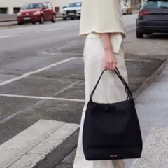 CHARLES & KEITH ショルダーバッグ