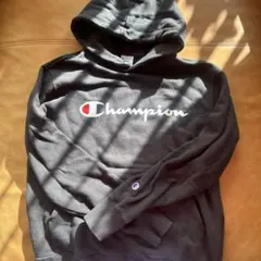 Champion （パーカー /黒色/レディースMサイズ）