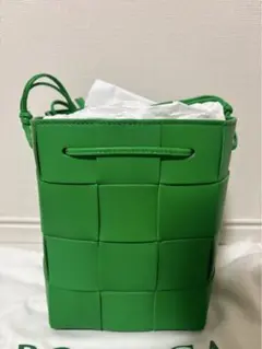 新品Bottega Veneta ボッテガ カセット クロスボディ グリーン