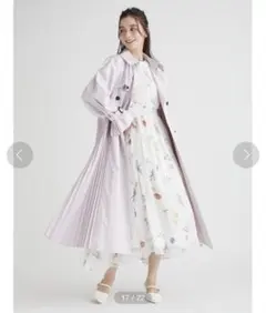 【新品】CELFORD プリーツデザイントレンチコート　ラベンダーのサムネイル