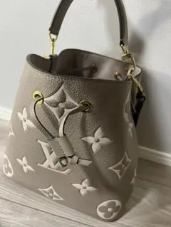 LOUIS VUITTON マルチカラー 巾着 ショルダーバッグaw - メルカリ