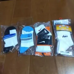 テニスソックス　ダンロップ他４足セットのサムネイル