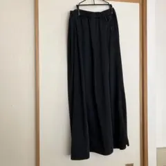 L u g n o n cu r eのブラック フレアロングスカート