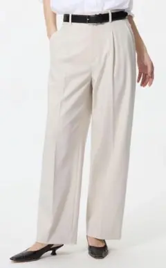 【美品】UNIQLO タックワイドパンツ　ナチュラル　S