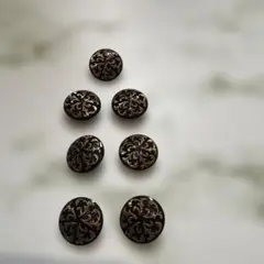 ゴールドダマスク装飾黒ボタン7個セット