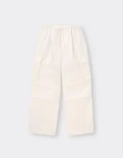 GU パラシュートカーゴパンツ ホワイト