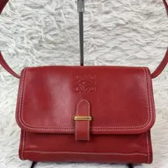 美品✨LOEWE　ショルダーバッグ　シボ革　アナグラム　赤　レザー　ゴールド金具