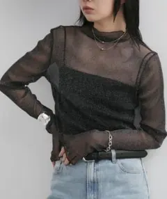 〈 Aunt Marie's 〉 ラメタートルシアートップス