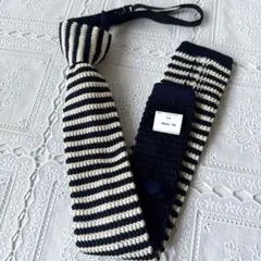 【used】キッズネクタイ ネイビーとアイボリーのストライプネクタイ