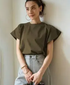 アンフィーロ　フレアスリーブTシャツのサムネイル