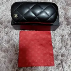 CHANEL ブラックレザー メガネケース - メルカリ
