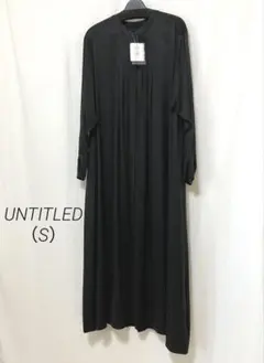 サテンワンピース