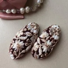 61 お得ペアセット♬ ハンドメイド　⌘ インド刺繍リボン　大きめヘアピン