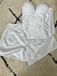 ブライダルインナー　4点セット　ビスチェ+パット+拡張フック+ボトム