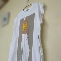 最終値下げ【ZARA】ホワイトノースリーブTシャツ プリントデザイン