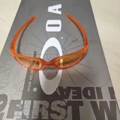 Oakley オレンジ スポーツサングラス