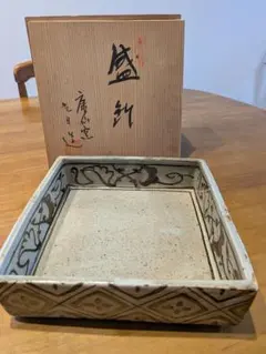 Item thumbnail for item adff9e7f-6be6-4e57-98e5-0b50a9dbdaf5