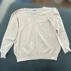 （週末限定値引き）MERCURYDUO ベージュ Vネック 長袖薄手ニット