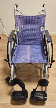 介助式標準型車いす：ライクルR 40幅 ネイビー - メルカリ