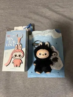 THE MONSTER PIN FOR LOVEぬいぐるみペンダント R