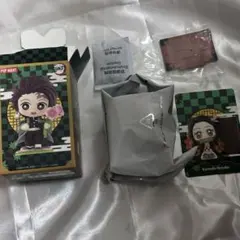 POPMART 誕生花 竈門禰豆子