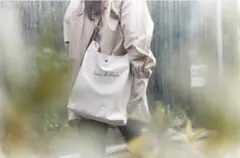 Item thumbnail for item 76de5642-8fe0-4359-8f48-402784342e6a