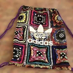 adidas リュックのサムネイル