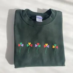 GILDAN ダークグリーン M スウェット　三つ葉　お花　カラフル