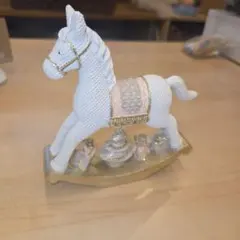 ハルモニア 置物