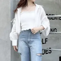 INGNI(イング) 肩スリットリボンラメシアーショートシャツ