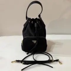 Prada Duet Re-Nylon bucket bag ナイロン 巾着のサムネイル