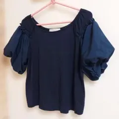 CECIL McBEE ネイビー バルーンスリーブ トップス