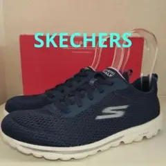 スケッチャーズ　SKECHERS　スニーカー