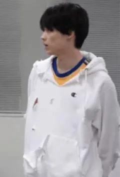 【松村北斗着用モデル】championボロリメイクスウェット