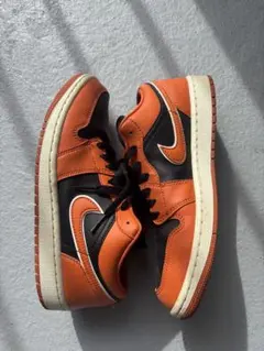Nike Air Jordan 1 Low オレンジ/ブラック