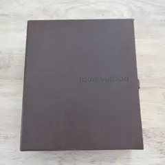 LOUIS VUITTON ギフトボックス 収納袋付き